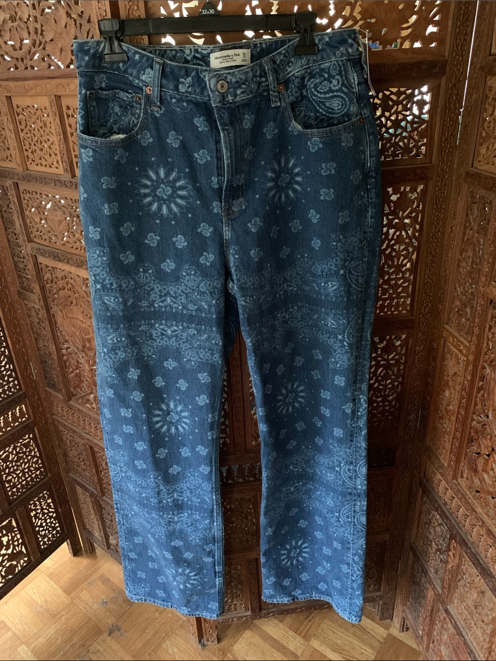 Hollister Blue Bandana-Print Straight Jeans